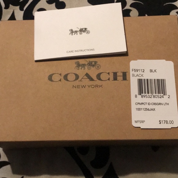 Coach Wallet(men) - Picture 5 of 7